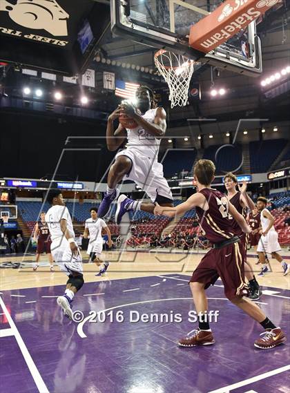Thumbnail 2 in Sacramento vs. Whitney (CIF SJS D2 Semifinal) photogallery.