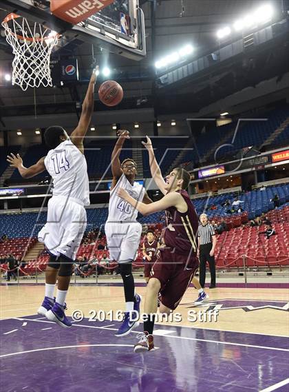 Thumbnail 1 in Sacramento vs. Whitney (CIF SJS D2 Semifinal) photogallery.