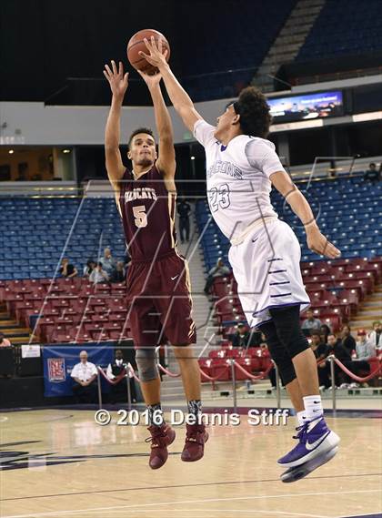 Thumbnail 2 in Sacramento vs. Whitney (CIF SJS D2 Semifinal) photogallery.