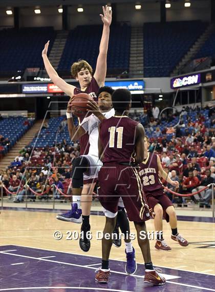 Thumbnail 2 in Sacramento vs. Whitney (CIF SJS D2 Semifinal) photogallery.