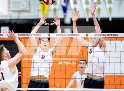 Thumbnail 1 in Whitney @ Roseville photogallery.