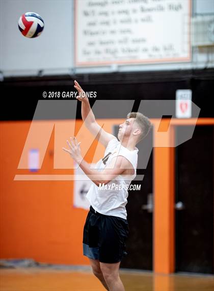 Thumbnail 1 in Whitney @ Roseville photogallery.