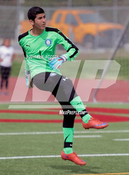 Thumbnail 2 in Smidt Tech vs Aspire Ollin University Prep (CIF Division 5 Final) photogallery.