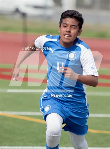 Thumbnail 2 in Smidt Tech vs Aspire Ollin University Prep (CIF Division 5 Final) photogallery.