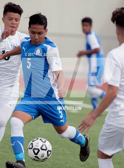Thumbnail 3 in Smidt Tech vs Aspire Ollin University Prep (CIF Division 5 Final) photogallery.