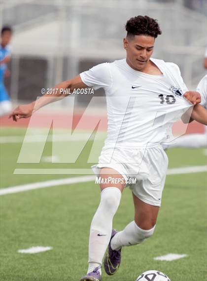 Thumbnail 2 in Smidt Tech vs Aspire Ollin University Prep (CIF Division 5 Final) photogallery.
