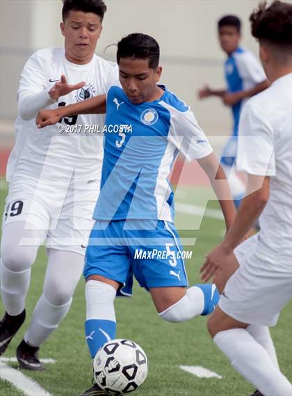 Thumbnail 1 in Smidt Tech vs Aspire Ollin University Prep (CIF Division 5 Final) photogallery.