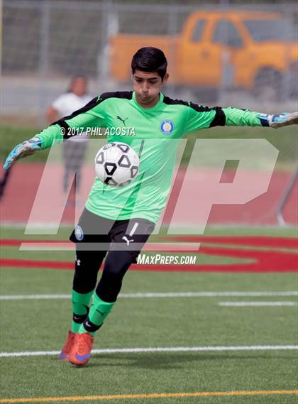 Thumbnail 1 in Smidt Tech vs Aspire Ollin University Prep (CIF Division 5 Final) photogallery.