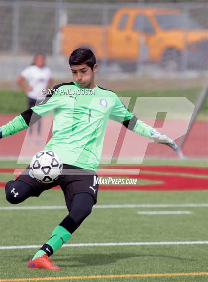 Thumbnail 2 in Smidt Tech vs Aspire Ollin University Prep (CIF Division 5 Final) photogallery.