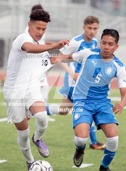 Thumbnail 2 in Smidt Tech vs Aspire Ollin University Prep (CIF Division 5 Final) photogallery.