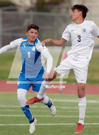 Thumbnail 3 in Smidt Tech vs Aspire Ollin University Prep (CIF Division 5 Final) photogallery.