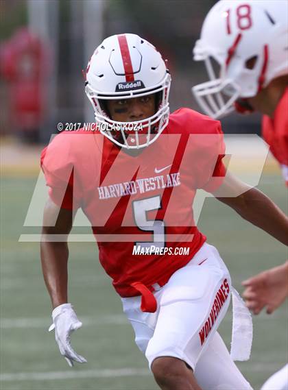 Thumbnail 3 in Harvard-Westlake vs. Jefferson photogallery.
