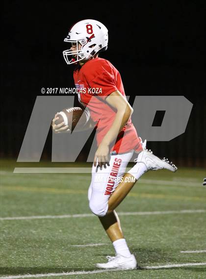 Thumbnail 3 in Harvard-Westlake vs. Jefferson photogallery.