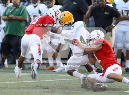 Thumbnail 2 in Harvard-Westlake vs. Jefferson photogallery.