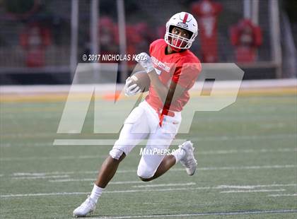 Thumbnail 3 in Harvard-Westlake vs. Jefferson photogallery.