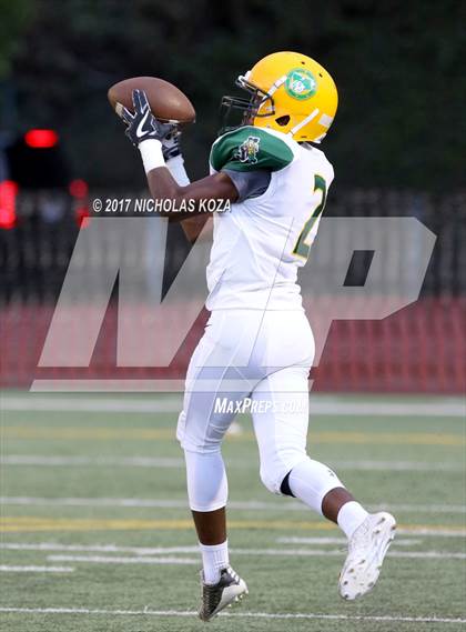 Thumbnail 3 in Harvard-Westlake vs. Jefferson photogallery.