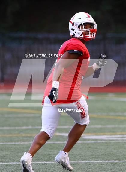 Thumbnail 1 in Harvard-Westlake vs. Jefferson photogallery.