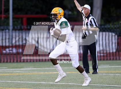 Thumbnail 3 in Harvard-Westlake vs. Jefferson photogallery.