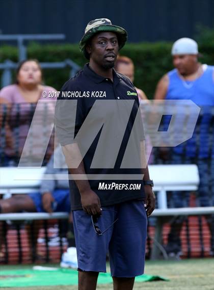 Thumbnail 1 in Harvard-Westlake vs. Jefferson photogallery.
