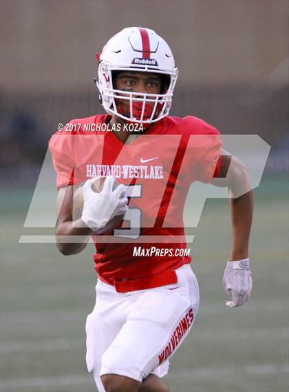 Thumbnail 3 in Harvard-Westlake vs. Jefferson photogallery.