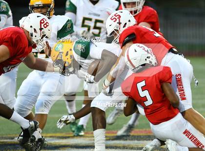 Thumbnail 3 in Harvard-Westlake vs. Jefferson photogallery.