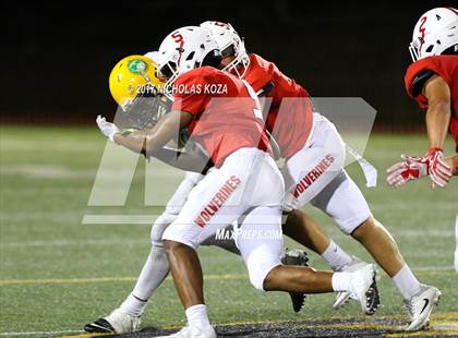 Thumbnail 1 in Harvard-Westlake vs. Jefferson photogallery.