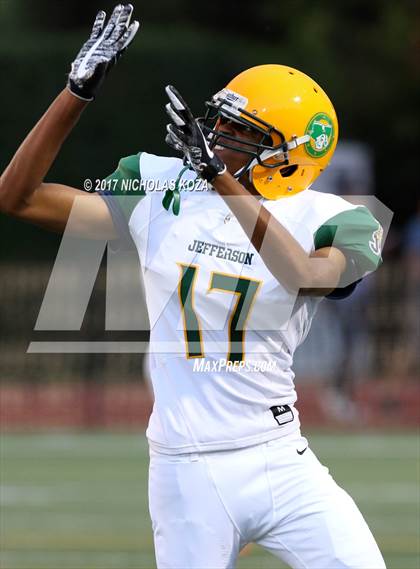 Thumbnail 3 in Harvard-Westlake vs. Jefferson photogallery.