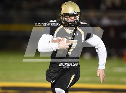 Thumbnail 1 in North Haven @ Daniel Hand (CIAC Class L Quarterfinal) photogallery.