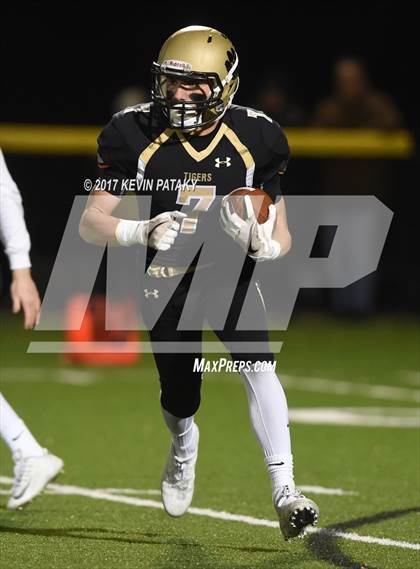 Thumbnail 1 in North Haven @ Daniel Hand (CIAC Class L Quarterfinal) photogallery.