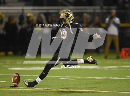 Thumbnail 1 in North Haven @ Daniel Hand (CIAC Class L Quarterfinal) photogallery.