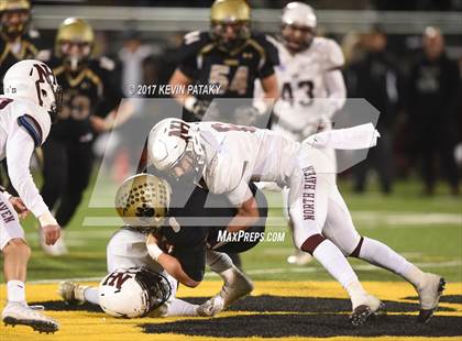 Thumbnail 2 in North Haven @ Daniel Hand (CIAC Class L Quarterfinal) photogallery.