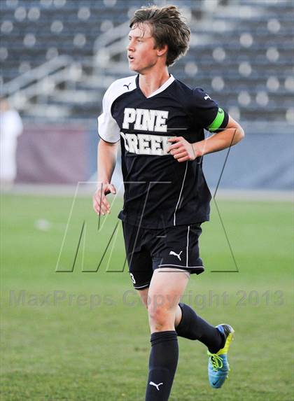 Thumbnail 2 in Pine Creek vs Rock Canyon (CHSAA 5A Final) photogallery.