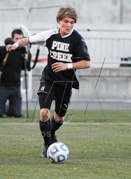 Thumbnail 2 in Pine Creek vs Rock Canyon (CHSAA 5A Final) photogallery.