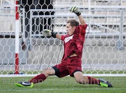 Thumbnail 2 in Pine Creek vs Rock Canyon (CHSAA 5A Final) photogallery.