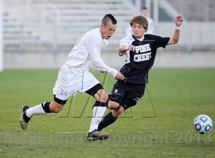 Thumbnail 3 in Pine Creek vs Rock Canyon (CHSAA 5A Final) photogallery.