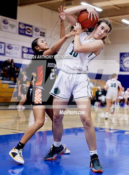 Thumbnail 1 in Ponderosa vs. Roseville (Jan Vitel Invitational) photogallery.