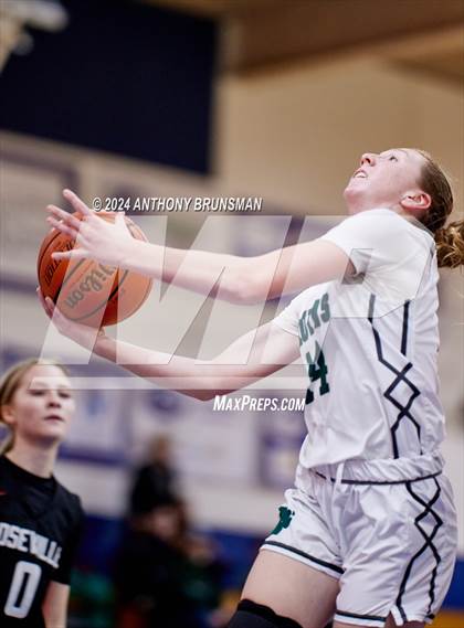 Thumbnail 1 in Ponderosa vs. Roseville (Jan Vitel Invitational) photogallery.