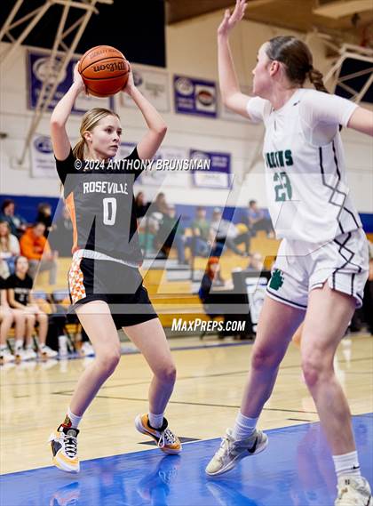 Thumbnail 2 in Ponderosa vs. Roseville (Jan Vitel Invitational) photogallery.