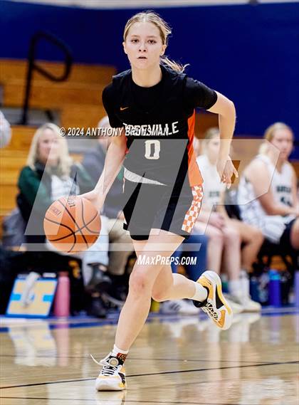 Thumbnail 2 in Ponderosa vs. Roseville (Jan Vitel Invitational) photogallery.