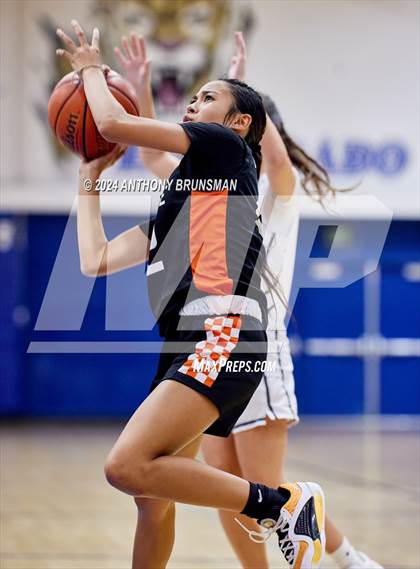 Thumbnail 2 in Ponderosa vs. Roseville (Jan Vitel Invitational) photogallery.