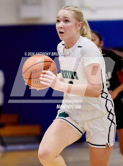 Thumbnail 3 in Ponderosa vs. Roseville (Jan Vitel Invitational) photogallery.