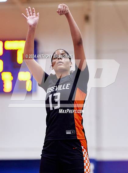 Thumbnail 1 in Ponderosa vs. Roseville (Jan Vitel Invitational) photogallery.