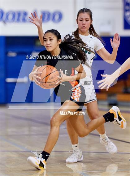 Thumbnail 2 in Ponderosa vs. Roseville (Jan Vitel Invitational) photogallery.