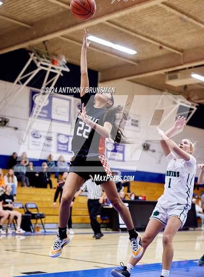 Thumbnail 2 in Ponderosa vs. Roseville (Jan Vitel Invitational) photogallery.