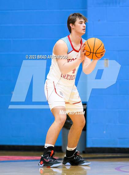 Thumbnail 1 in North Lincoln @ North Iredell photogallery.