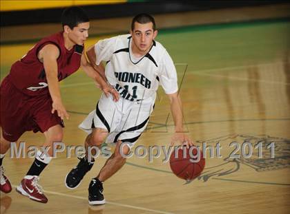 Thumbnail 3 in Pioneer Valley vs. Nipomo (National Prep Classic) photogallery.