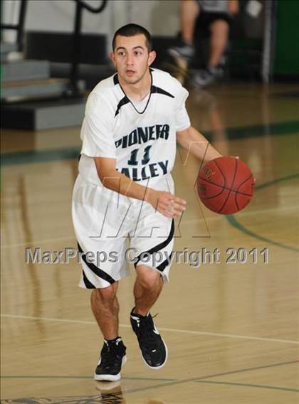 Thumbnail 3 in Pioneer Valley vs. Nipomo (National Prep Classic) photogallery.
