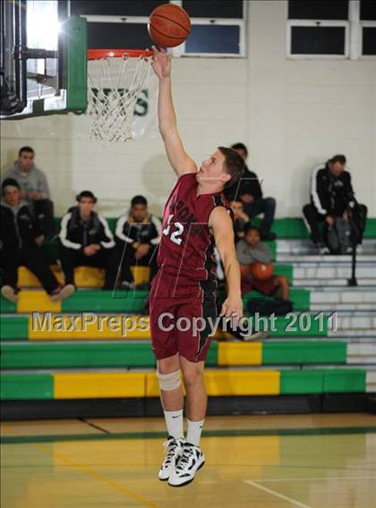 Thumbnail 2 in Pioneer Valley vs. Nipomo (National Prep Classic) photogallery.