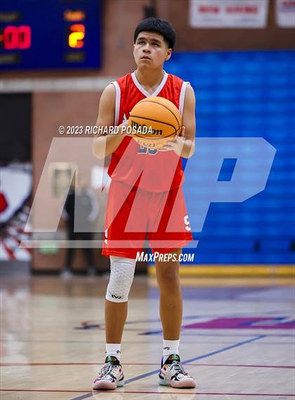 Thumbnail 3 in Sanger vs Dinuba photogallery.