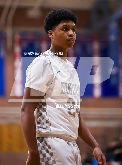 Thumbnail 1 in Sanger vs Dinuba photogallery.